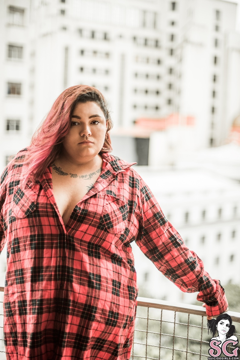 barbs-sweaterweather-01.jpg