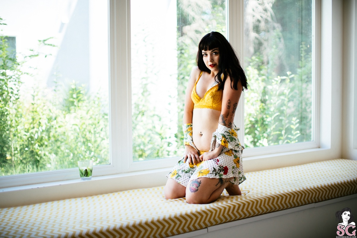saylor-sunnyafternoon-21.jpg