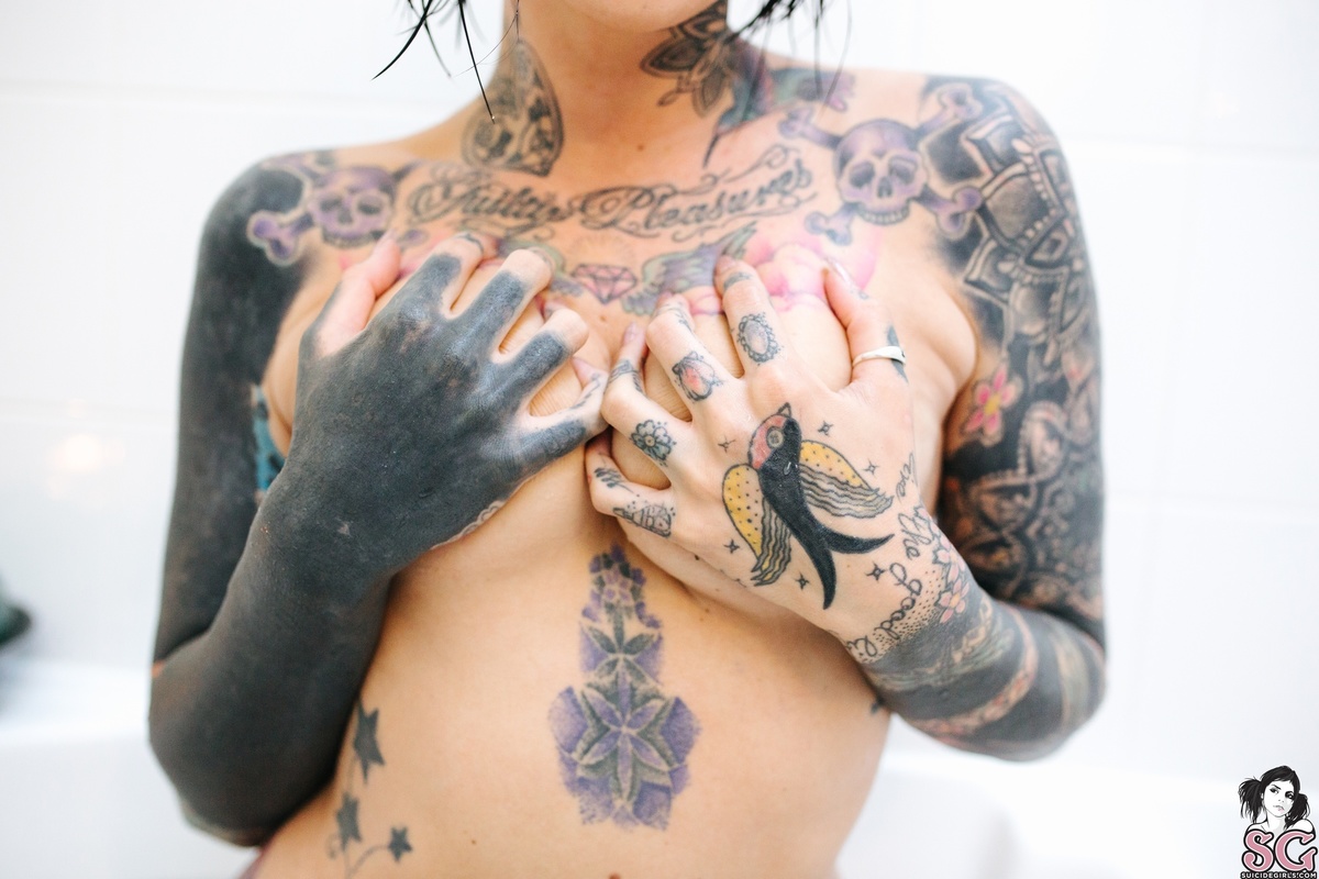 helenjade-heartbreaker-35.jpg