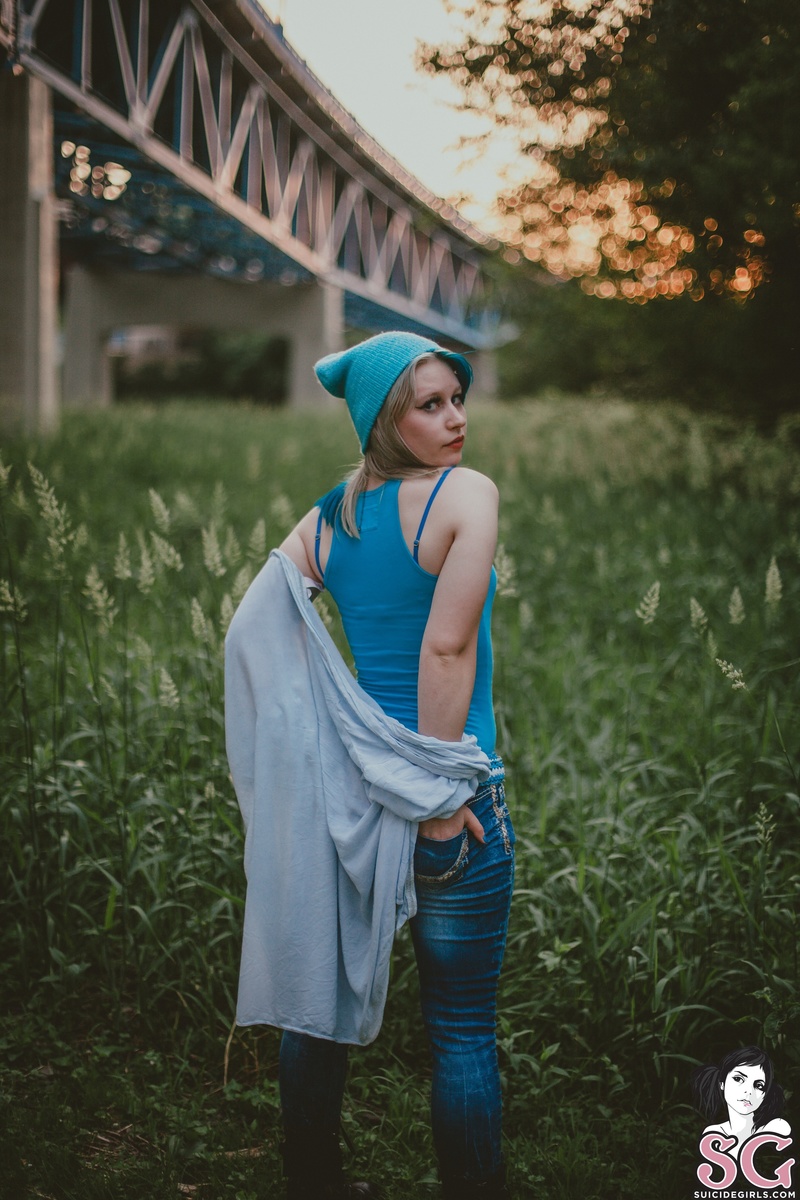 rainn-journeyblue-13.jpg