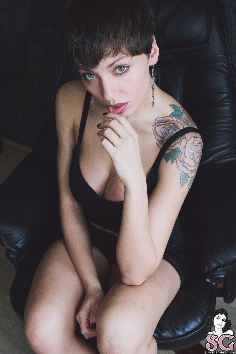 ginyi-mynameis-01.jpg