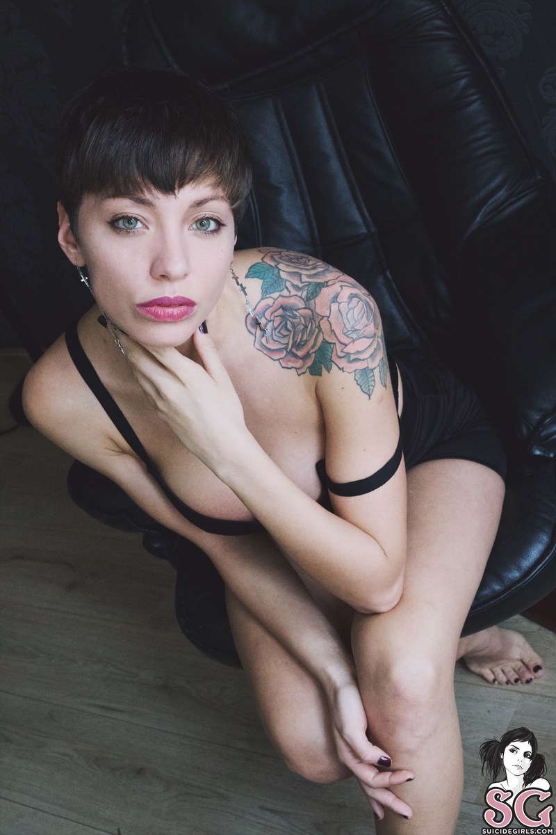 ginyi-mynameis-03.jpg