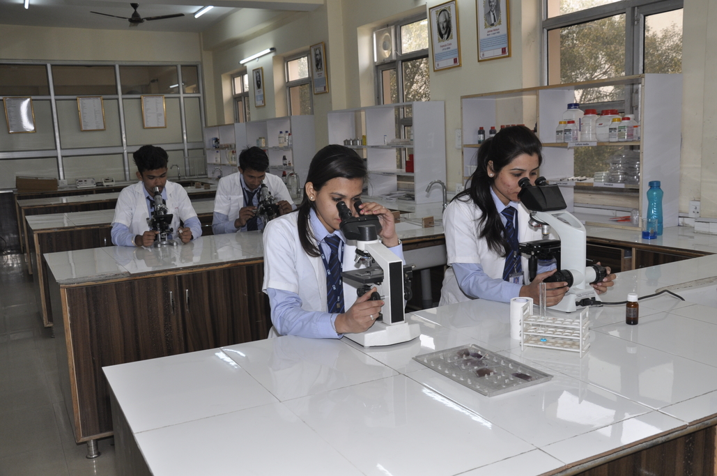 Paramedical College in Delhi