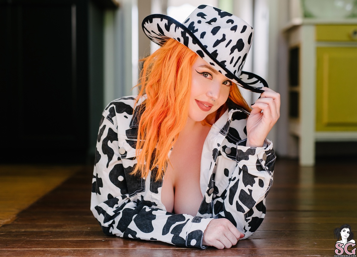 blossyblue-cowgirlsfromhell-05.jpg