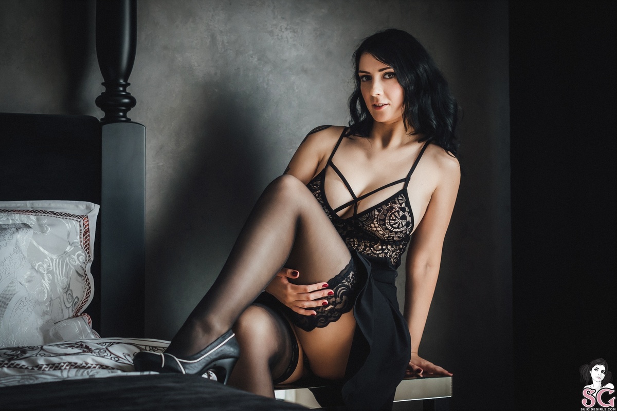 wolfiev-darkluxury-07.jpg