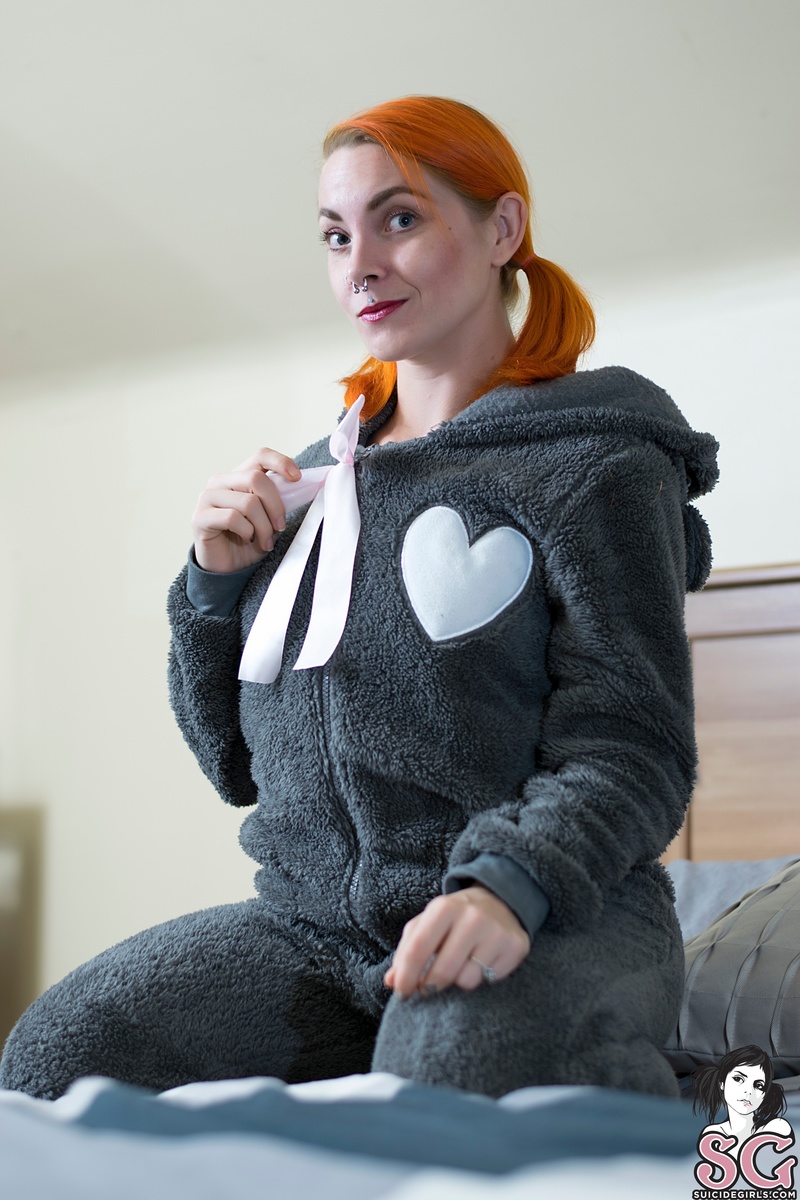 princessruby-onesiecuddles-03.jpg