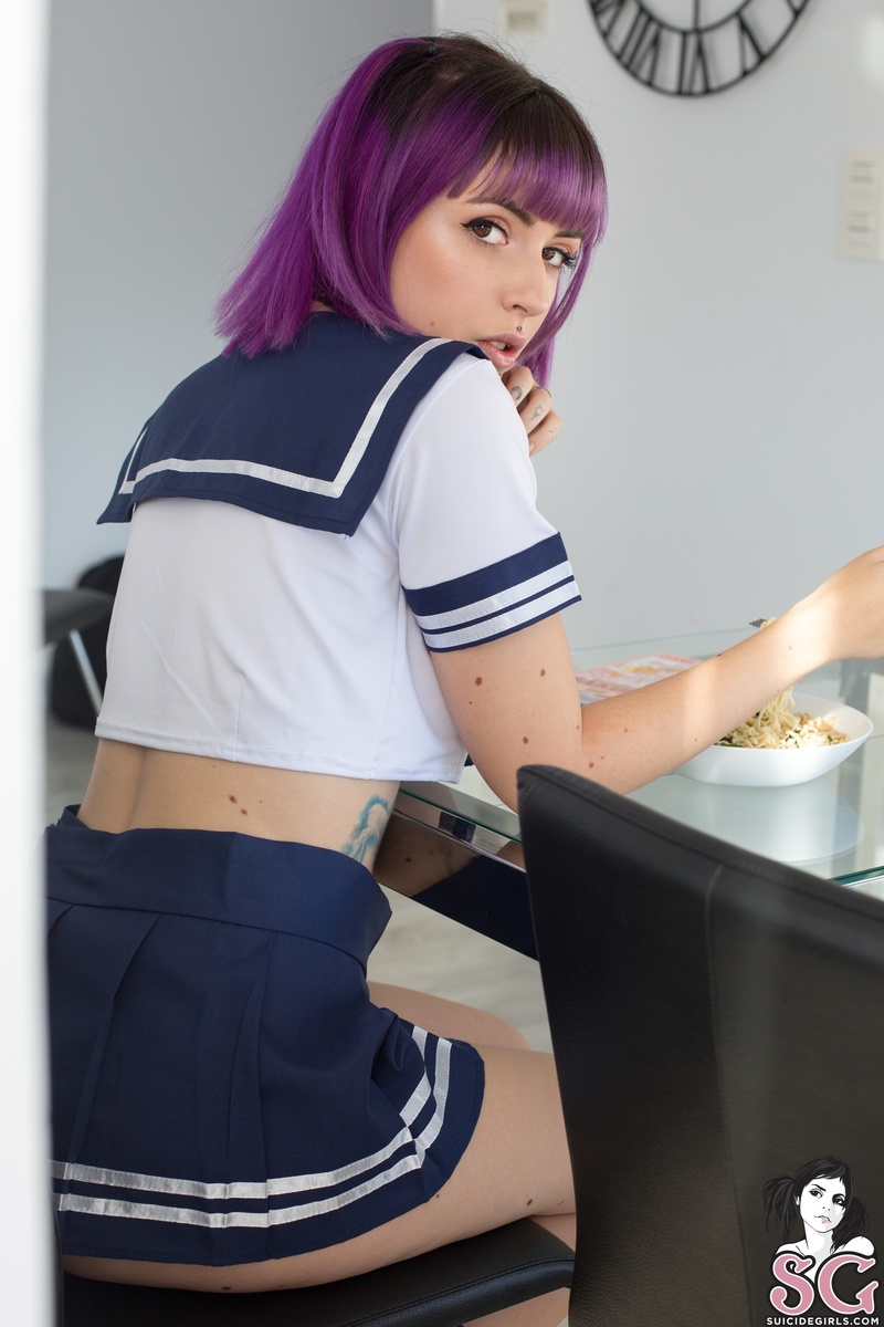 lilyann-catchmecatchyou-01.jpg