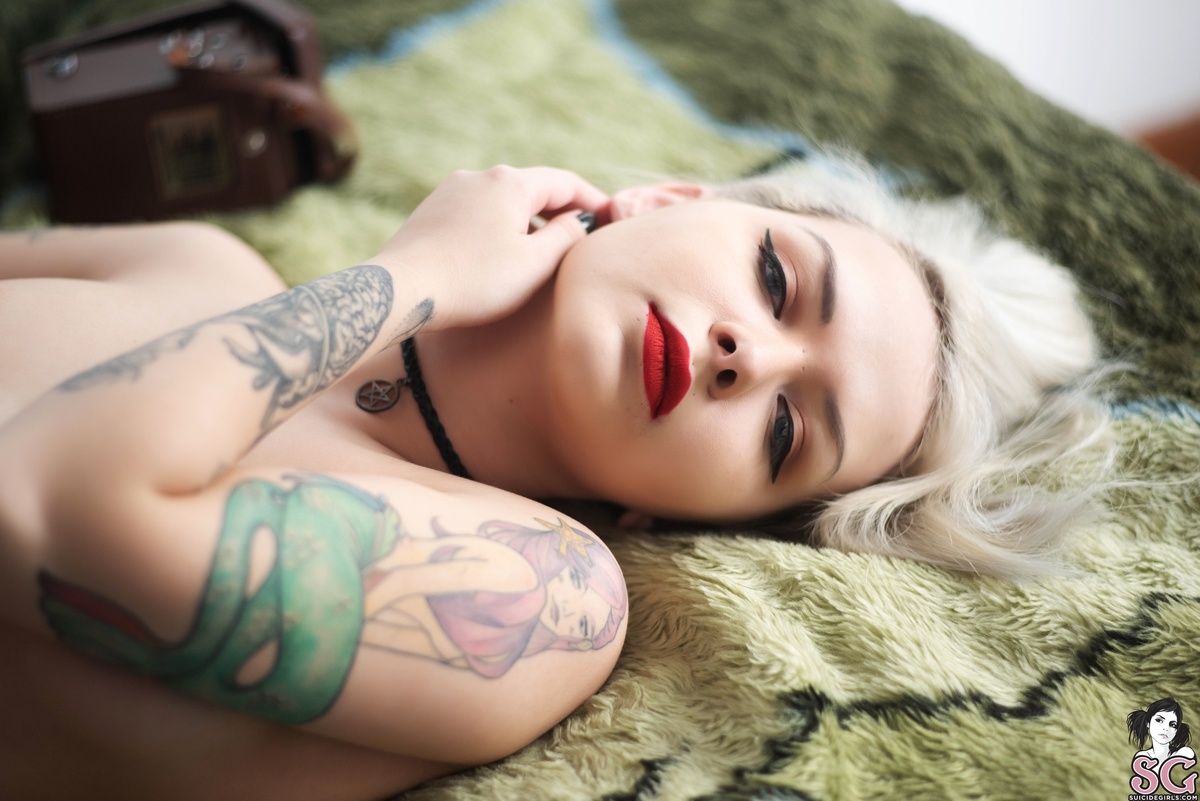 witchpoison-allyouneed-15.jpg