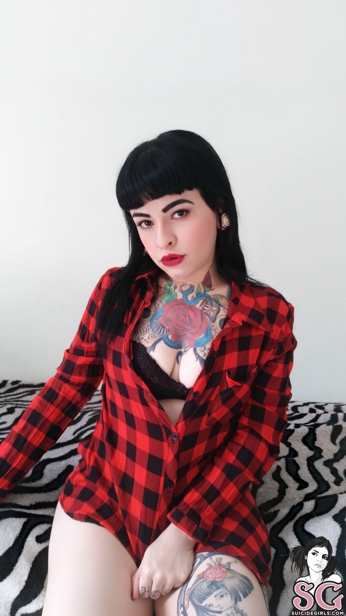 marthasuicide-delicate-01.jpg
