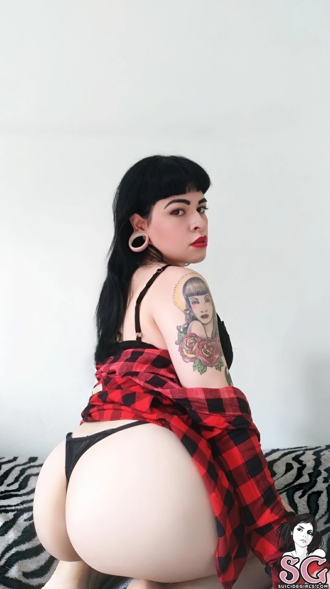 marthasuicide-delicate-11.jpg