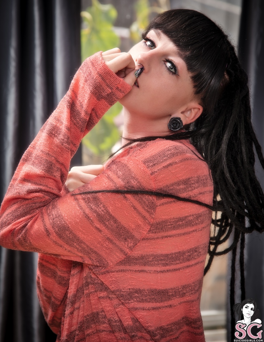 kinzy-atlooseends-03.jpg