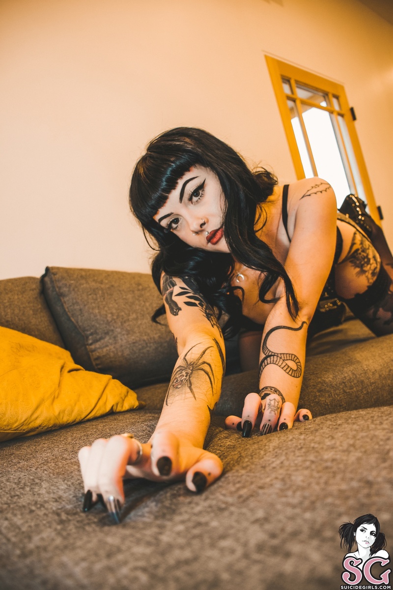 etherbunny-striporama-13.jpg