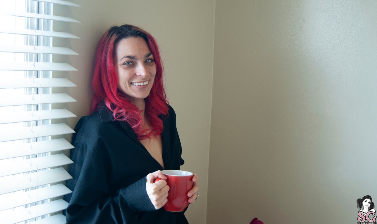 poshallen-coffeeknowledgeandnudes-01.jpg