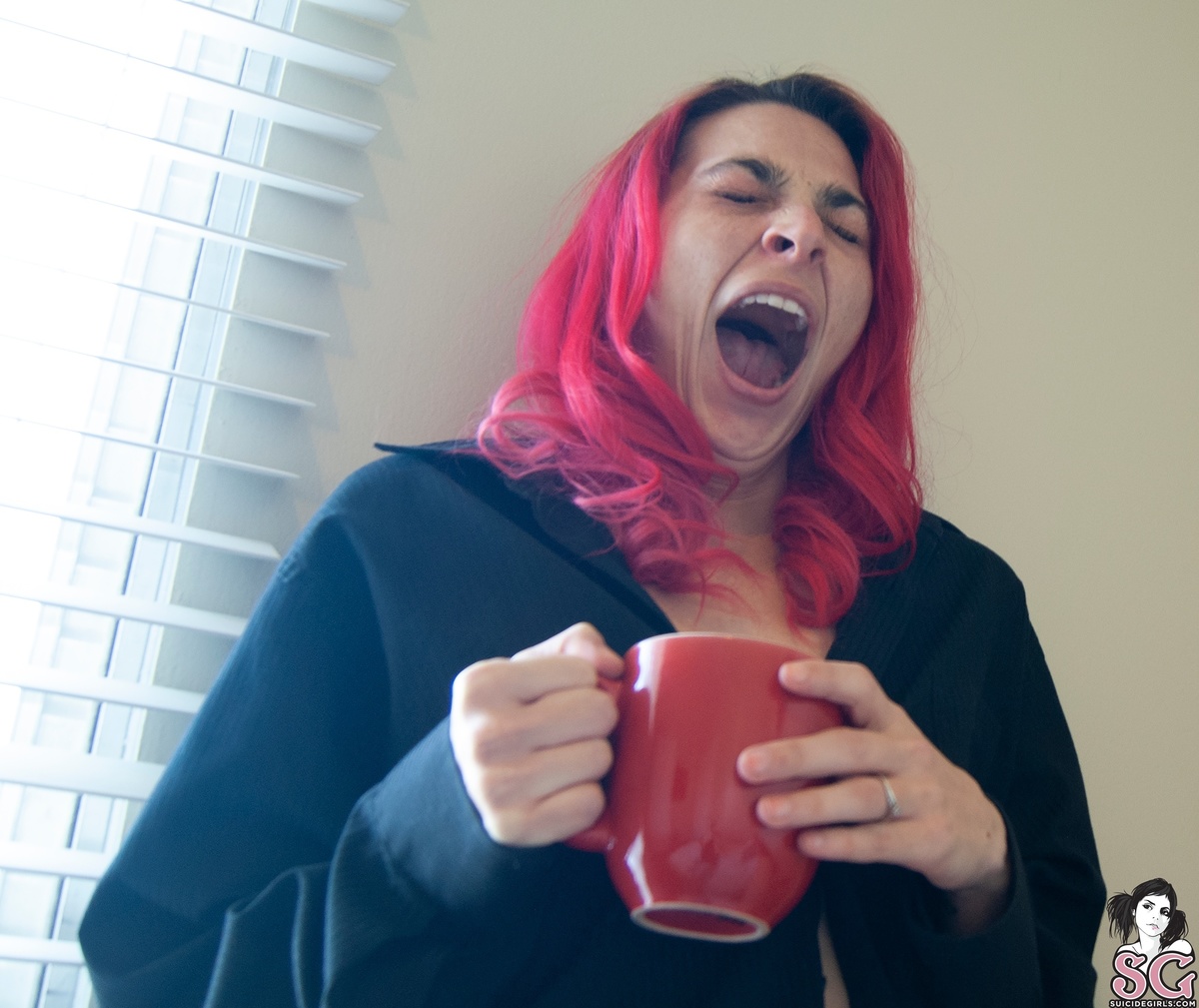 poshallen-coffeeknowledgeandnudes-03.jpg