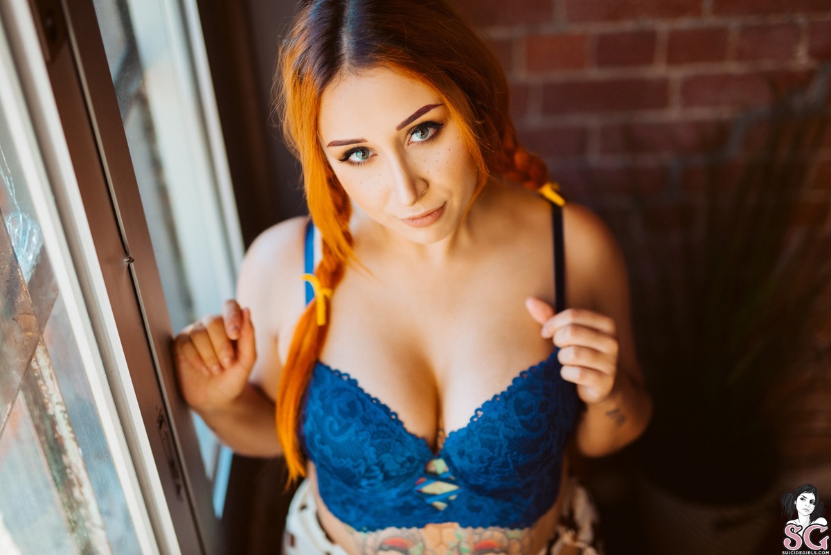 mariajupiter-iwantafriendinme-11.jpg