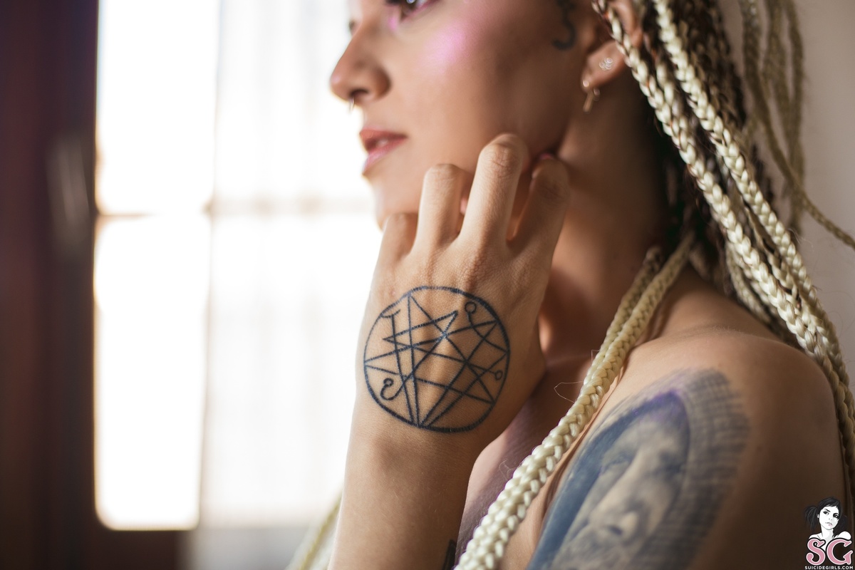 babyhell666-metamorphosis-15.jpg