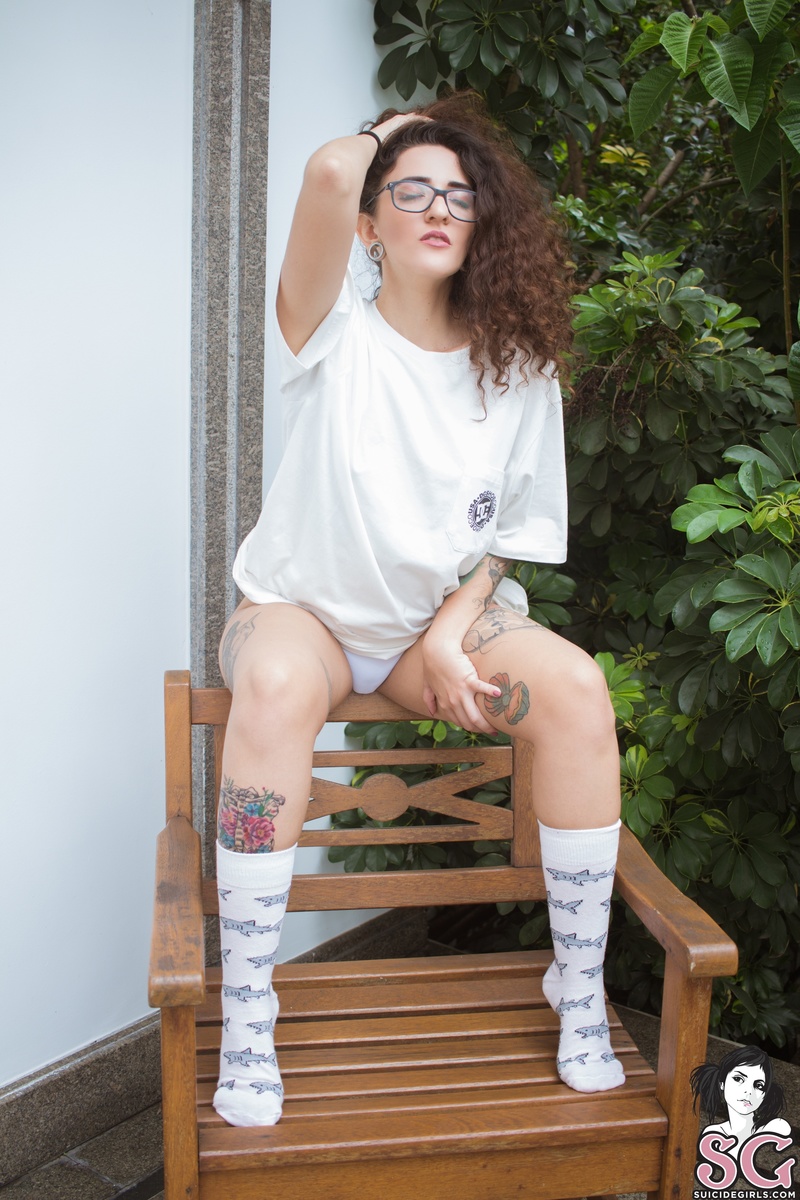 camissea-beyondthegreen-07.jpg