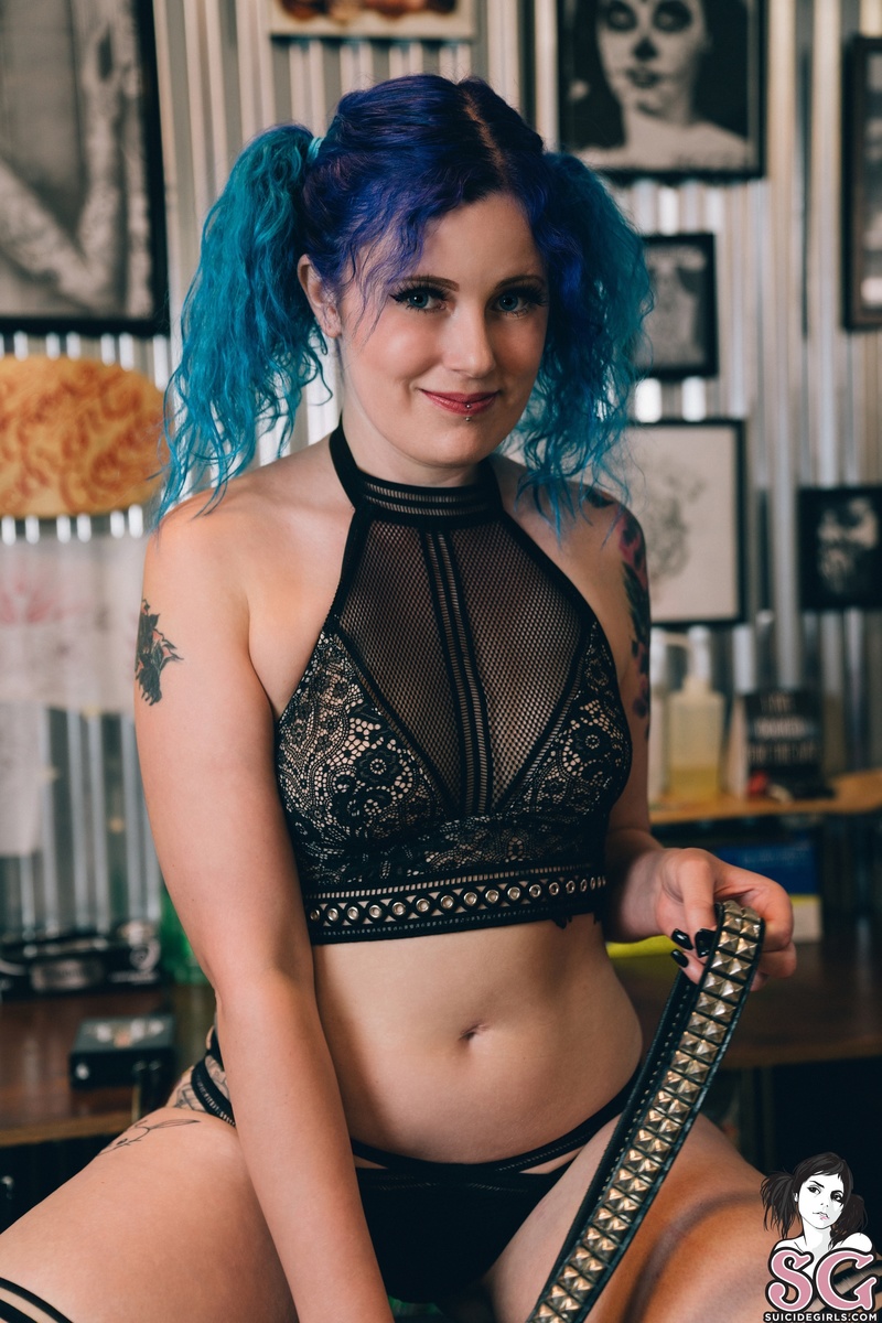 bantherknox-punkgirl-11.jpg