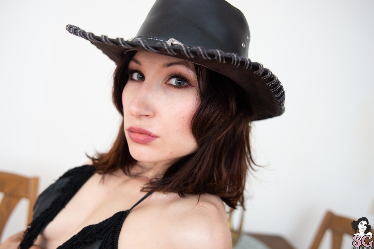 karinaserpentina-wildwildwest-29.jpg