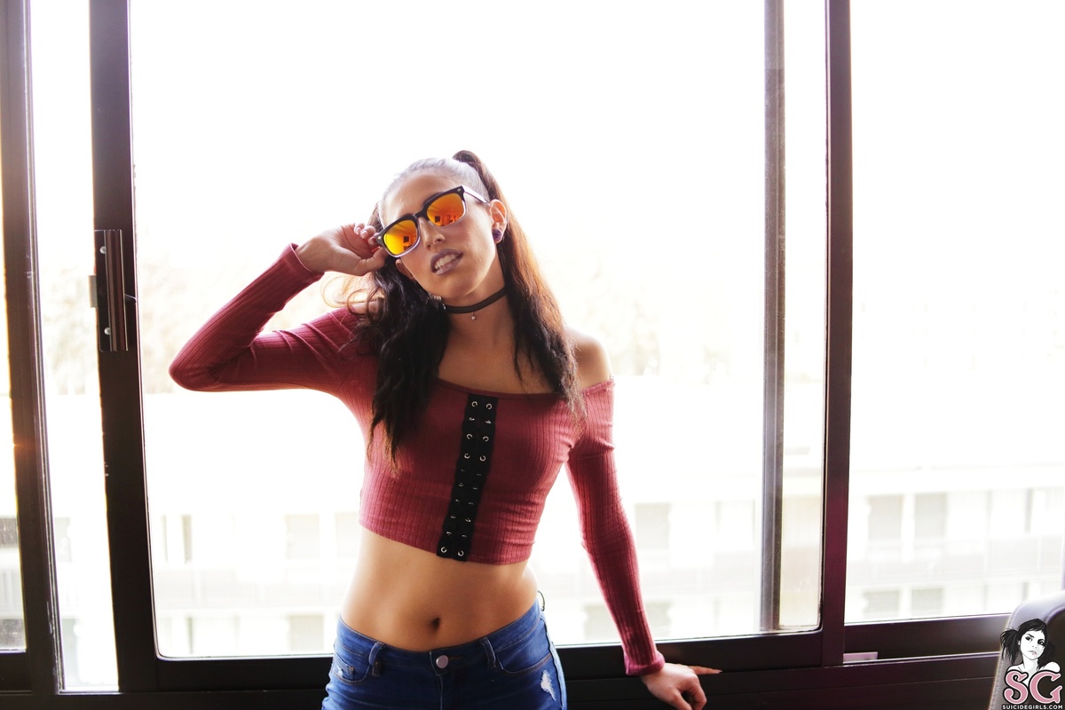 nikkiee-nikkieislit-09.jpg