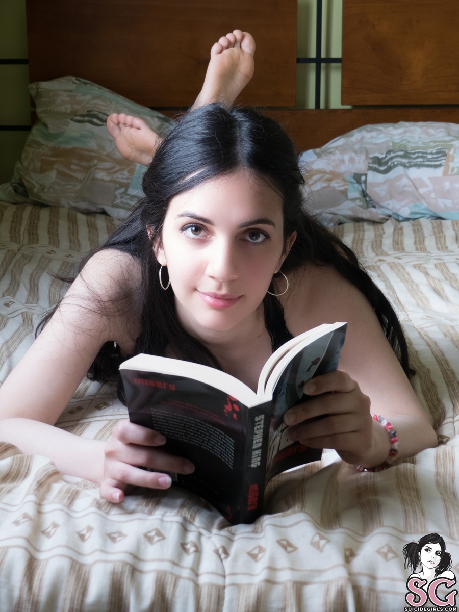 brandish-sensualread-11.jpg