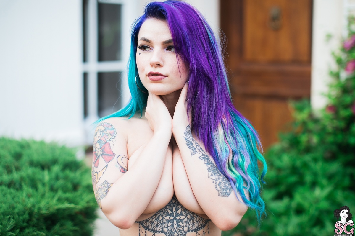 saturn-girlnextdoor-33.jpg