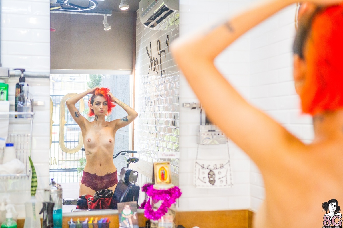 millene-razorhands-11.jpg