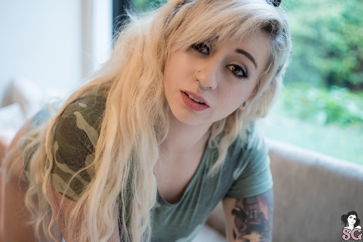 willow-callofbooty-13.jpg