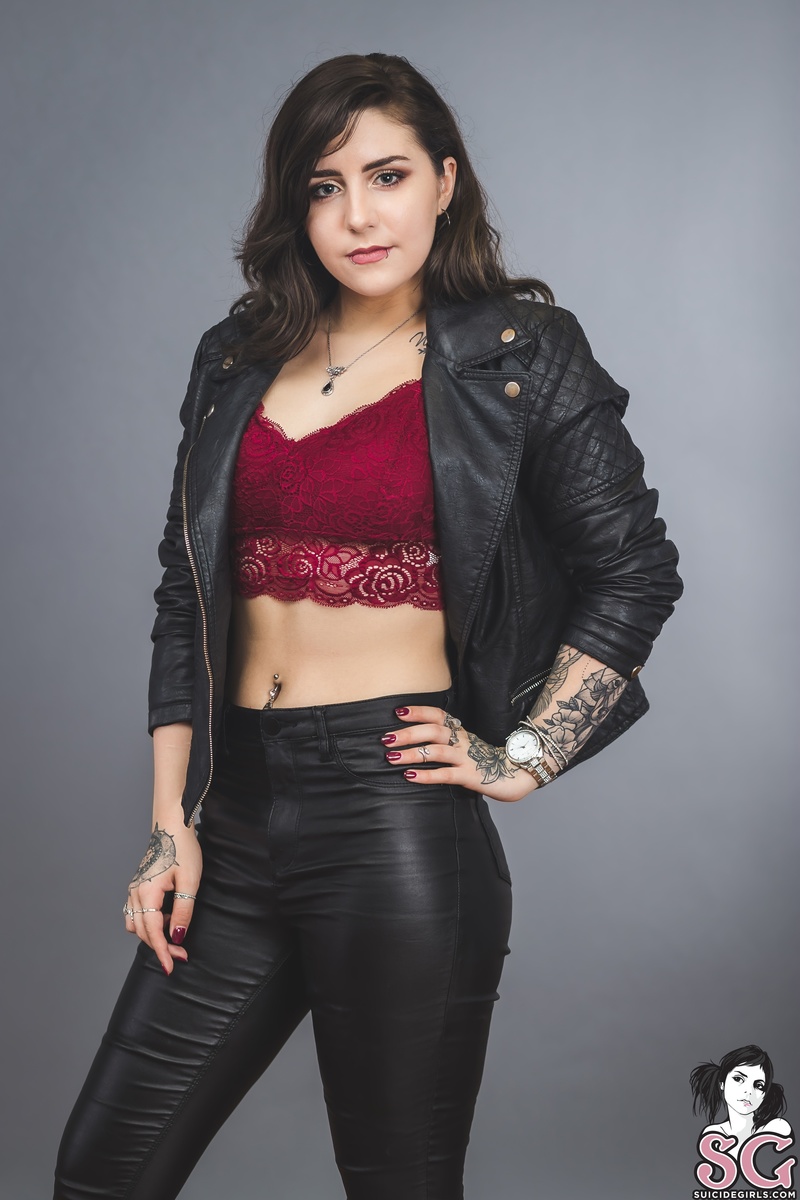 kittybee-studiostrip-01.jpg