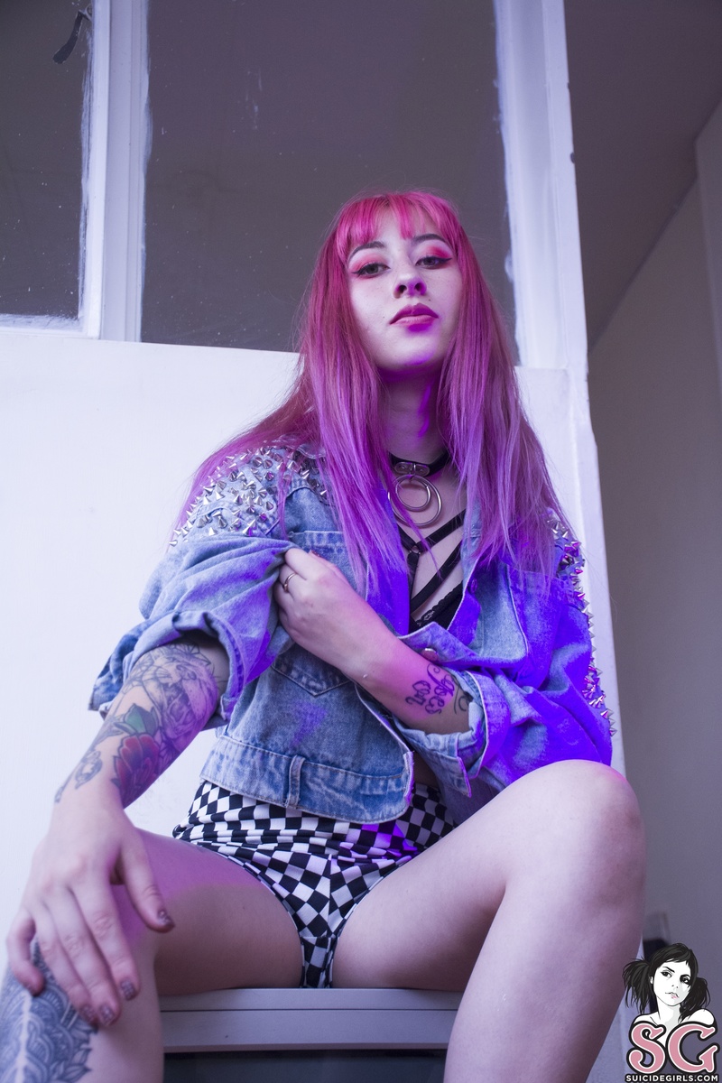 user40423805-femmefatale-05.jpg