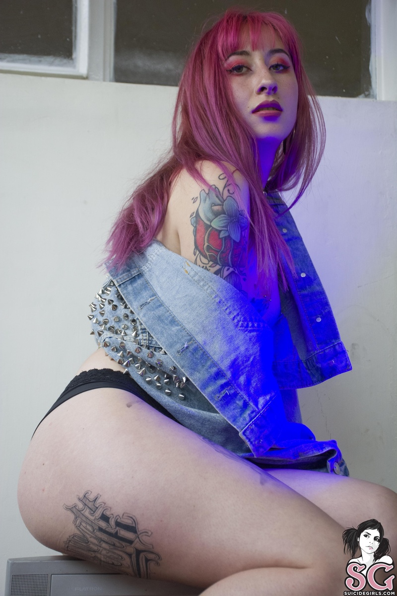 user40423805-femmefatale-29.jpg