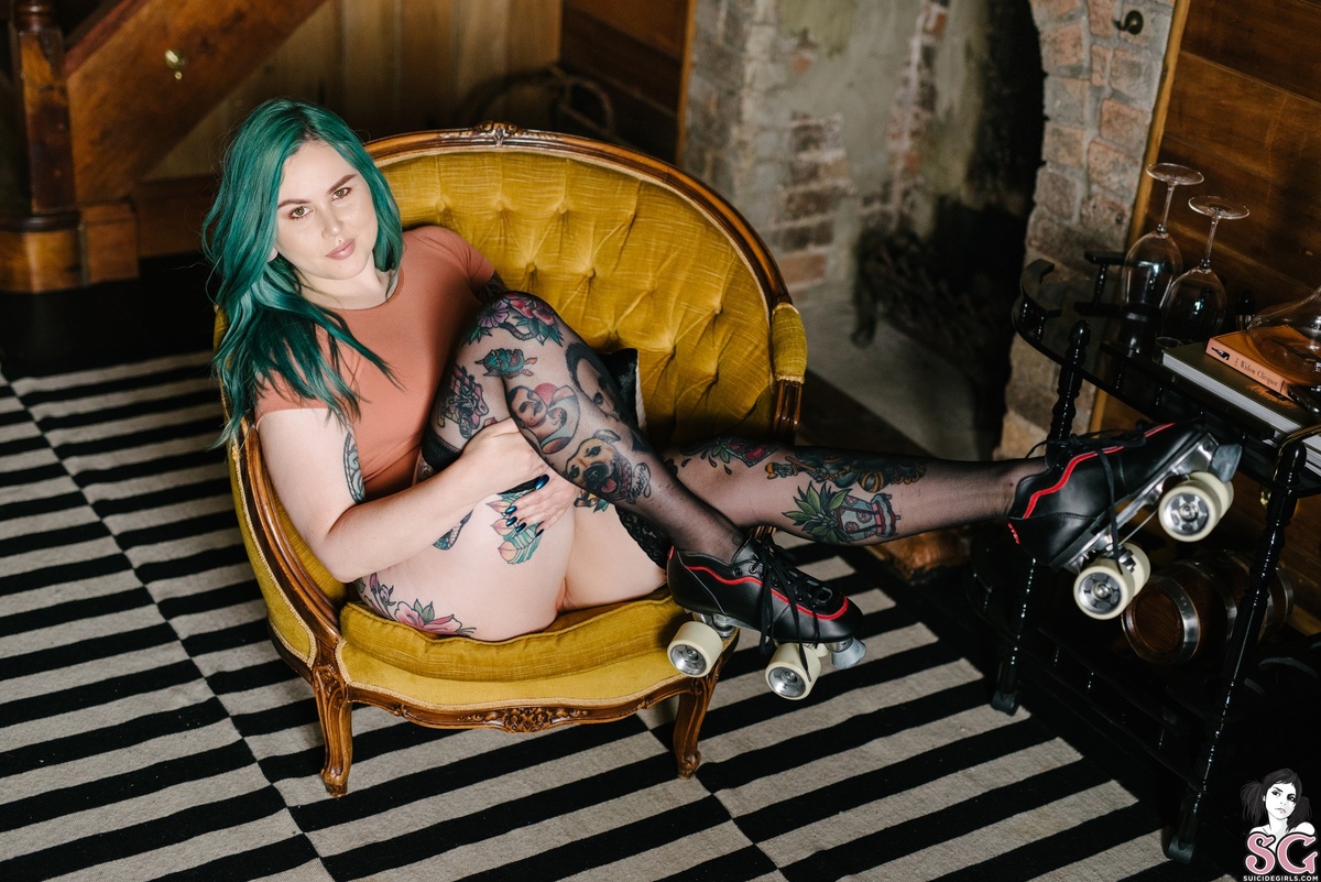stardust-rollerbaby-03.jpg