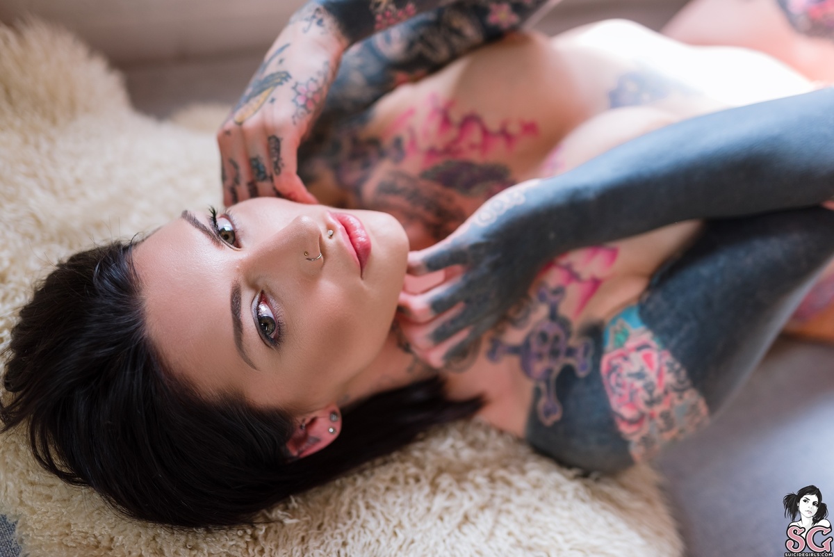 helenjade-lovemeless-29.jpg