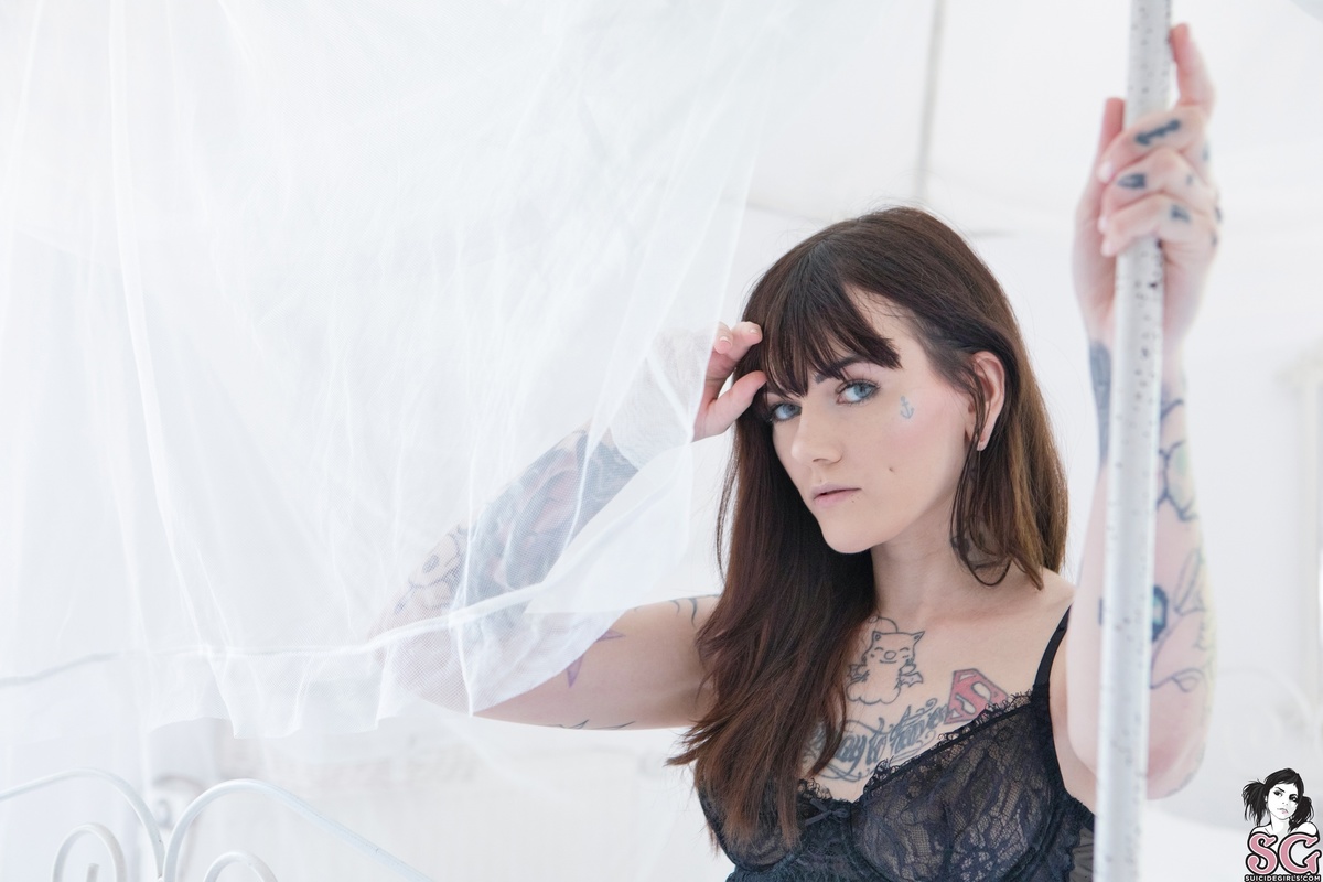 evevalentine-somniatrix-05.jpg