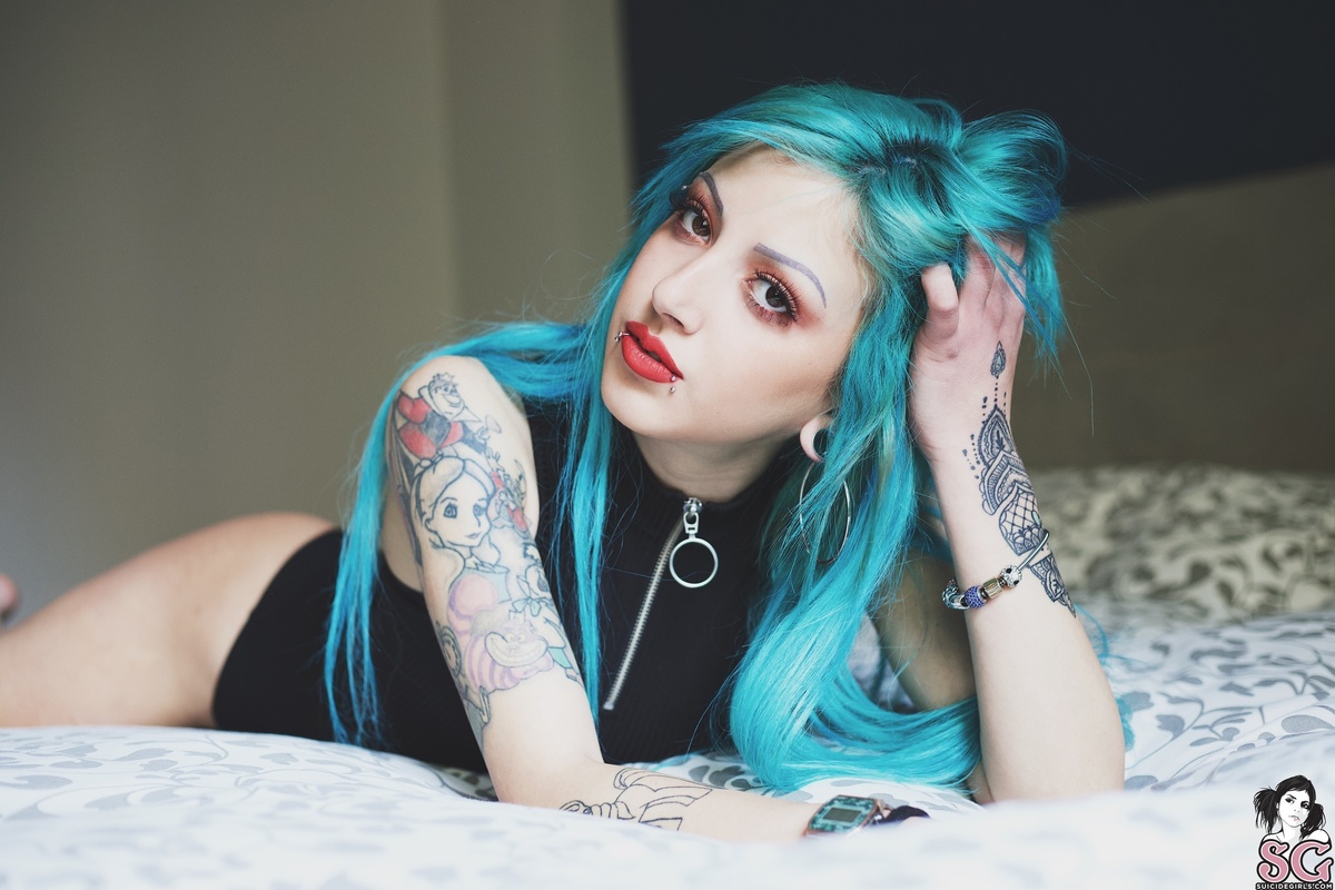 beckyy-aquamarine-09.jpg