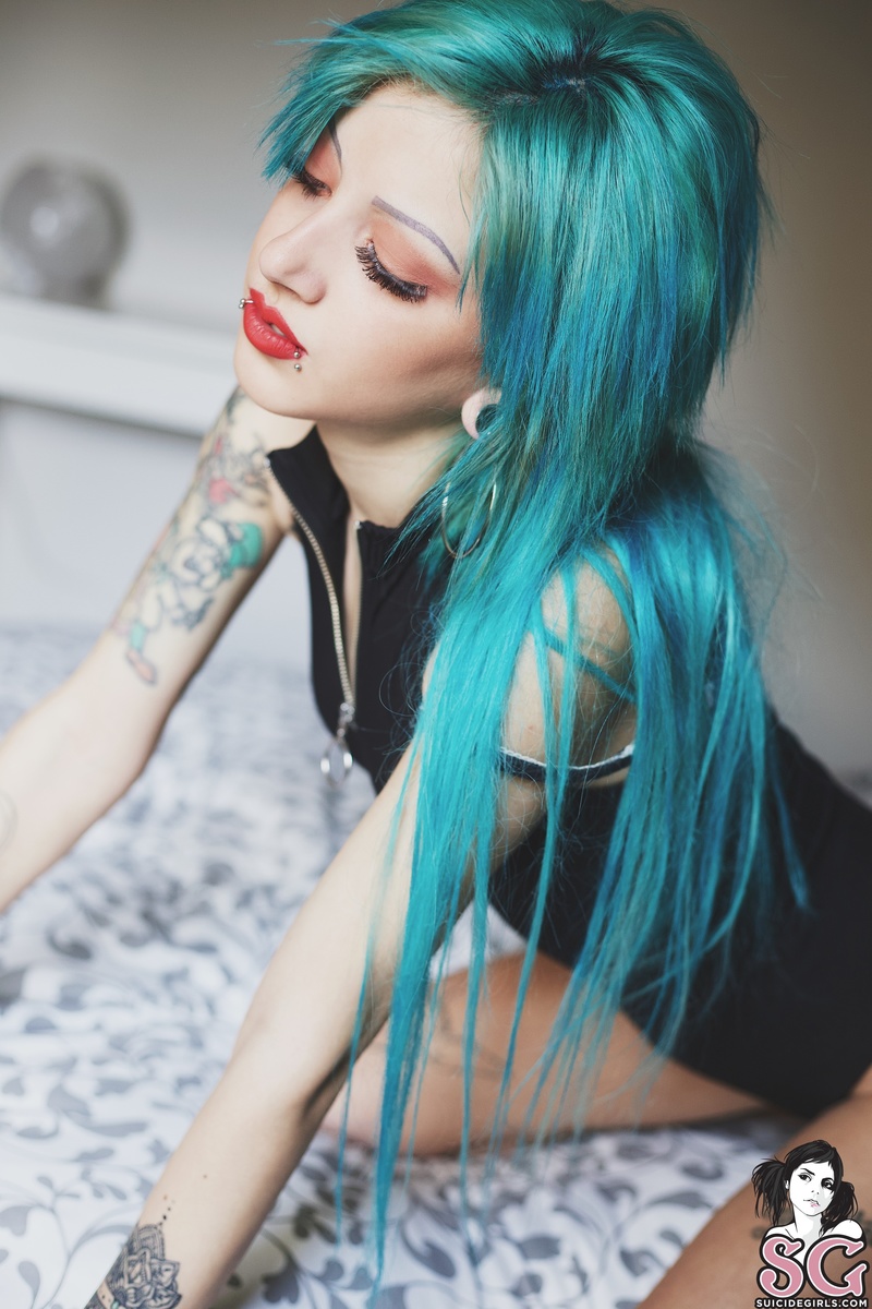 beckyy-aquamarine-17.jpg