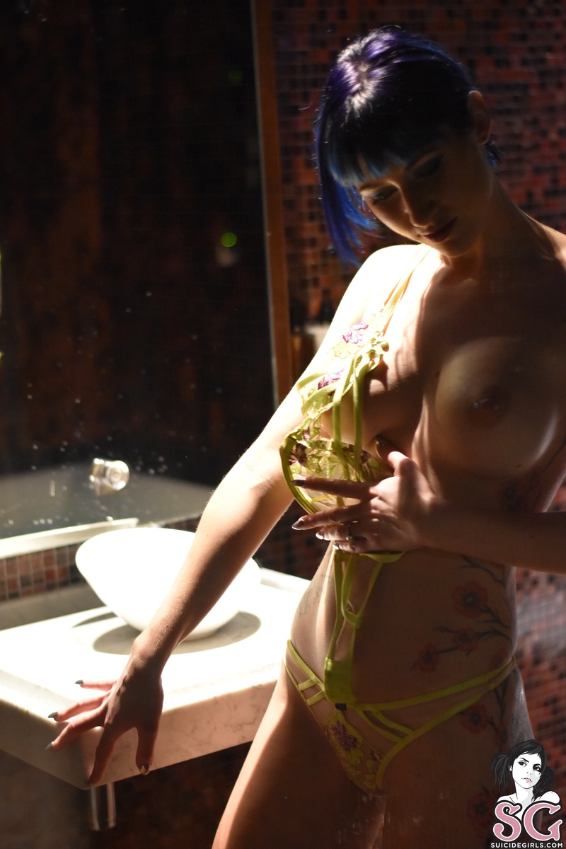 vampairy-wetwetwet-15.jpg