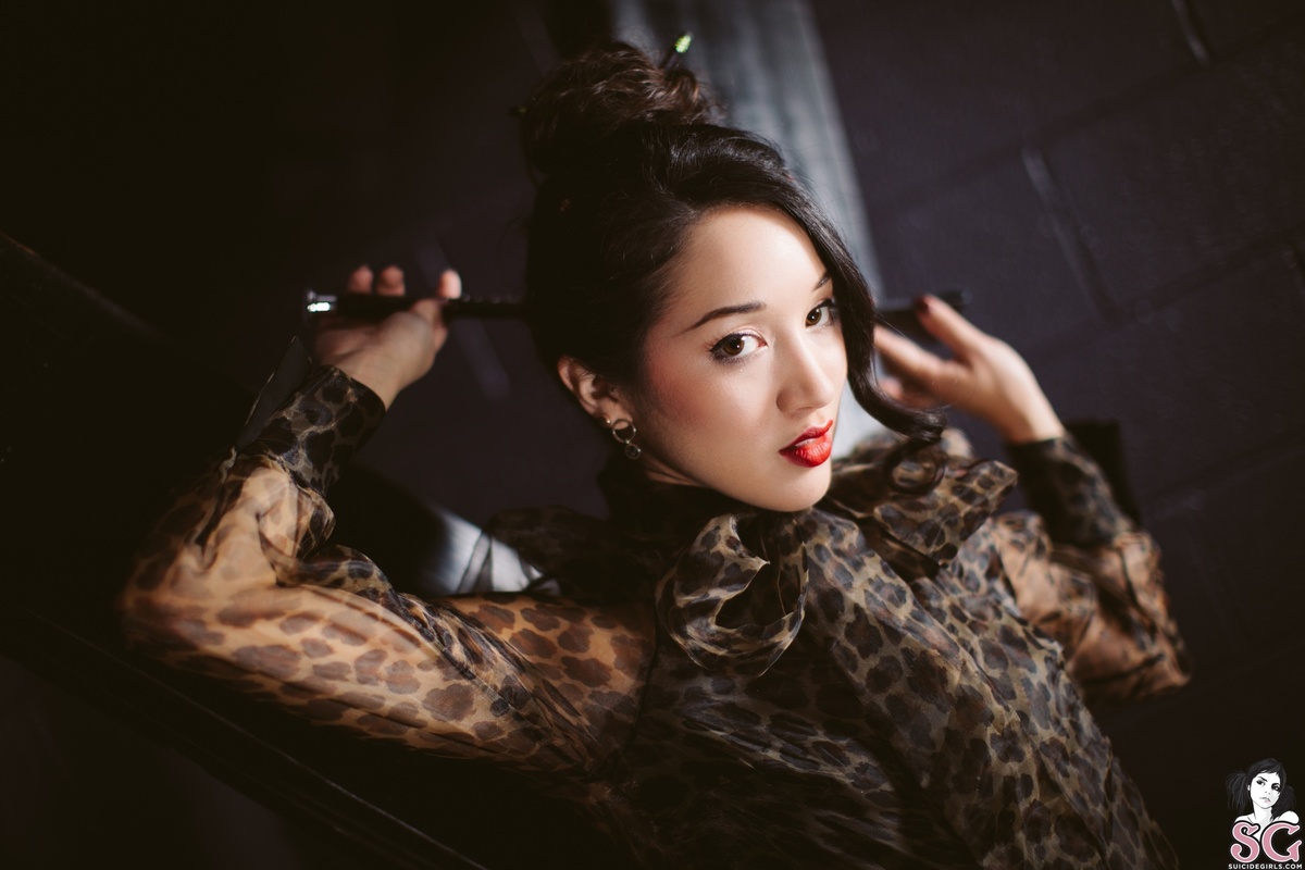 flowerbomb-thankyoumistress-03.jpg