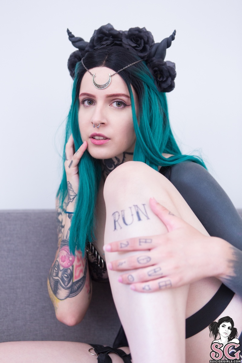 vexaltyn-satisfairealouqua-07.jpg