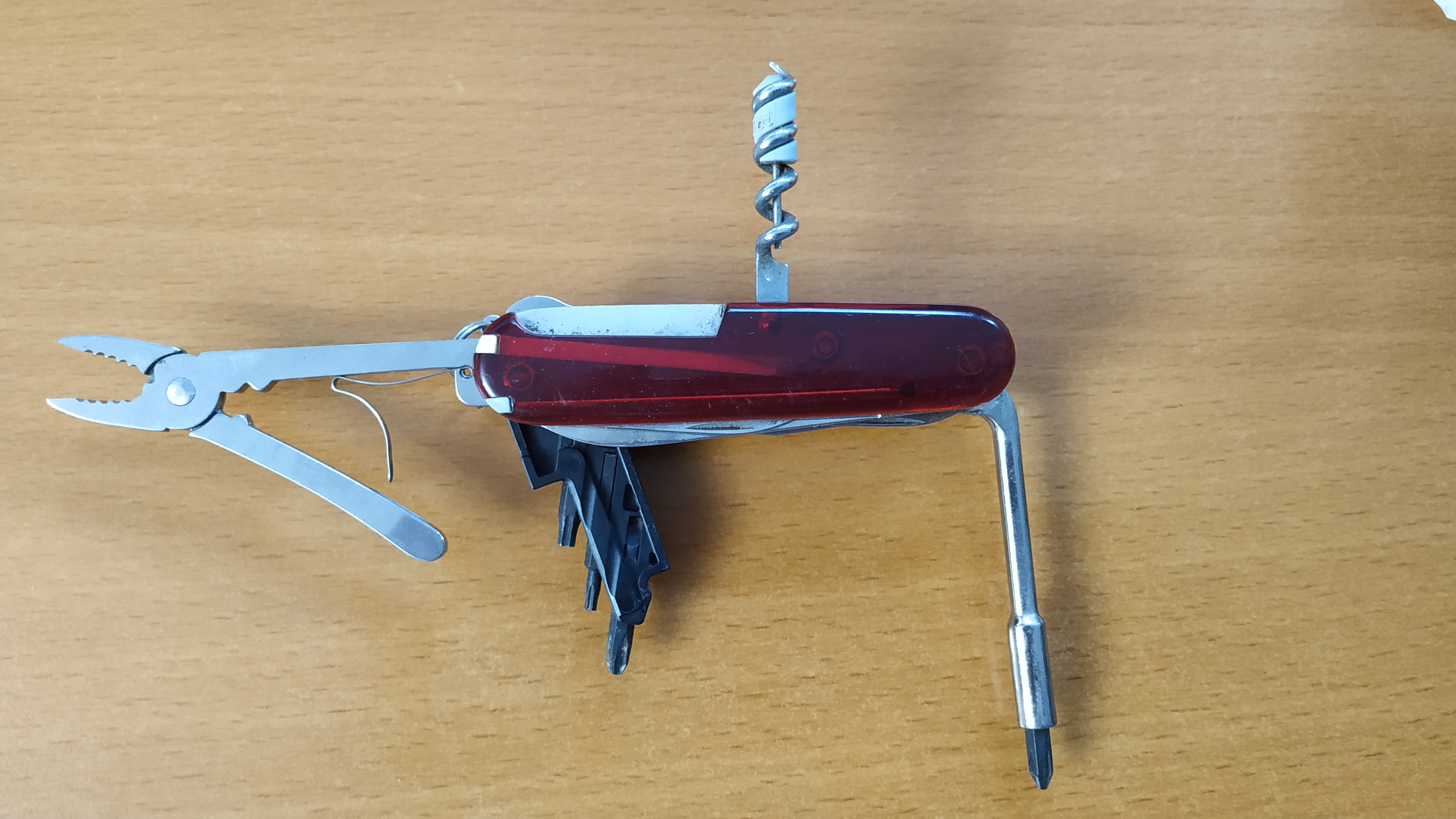 SwissArmyKnifeOfITPros.jpg
