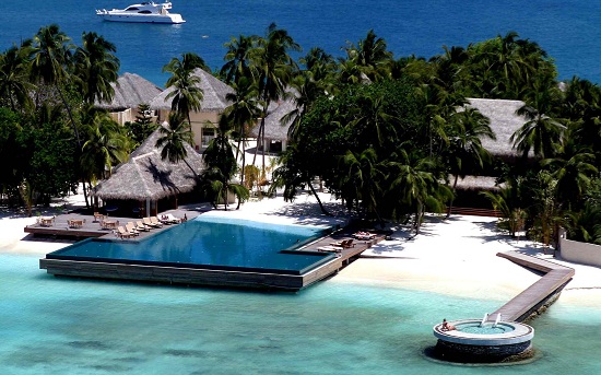 Besök Deluxe Vacations för priser till Maldiverna