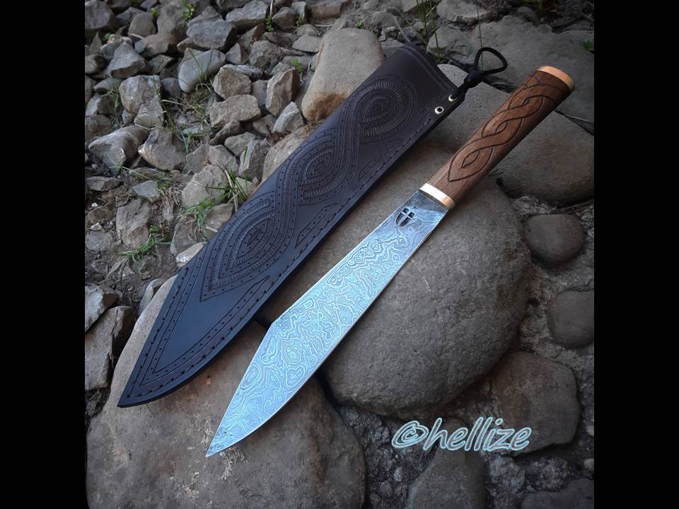 hellize-seax.jpg