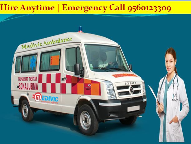 MedivicICURoadAmbulance.JPG