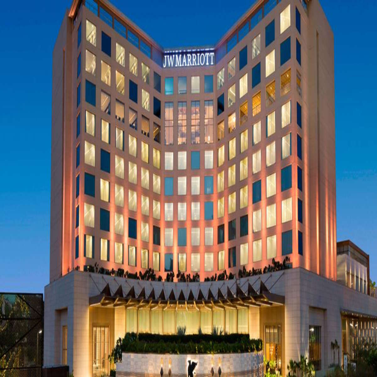 cache_marriott_com-bomsa-exterior-0023-hor-feat.png