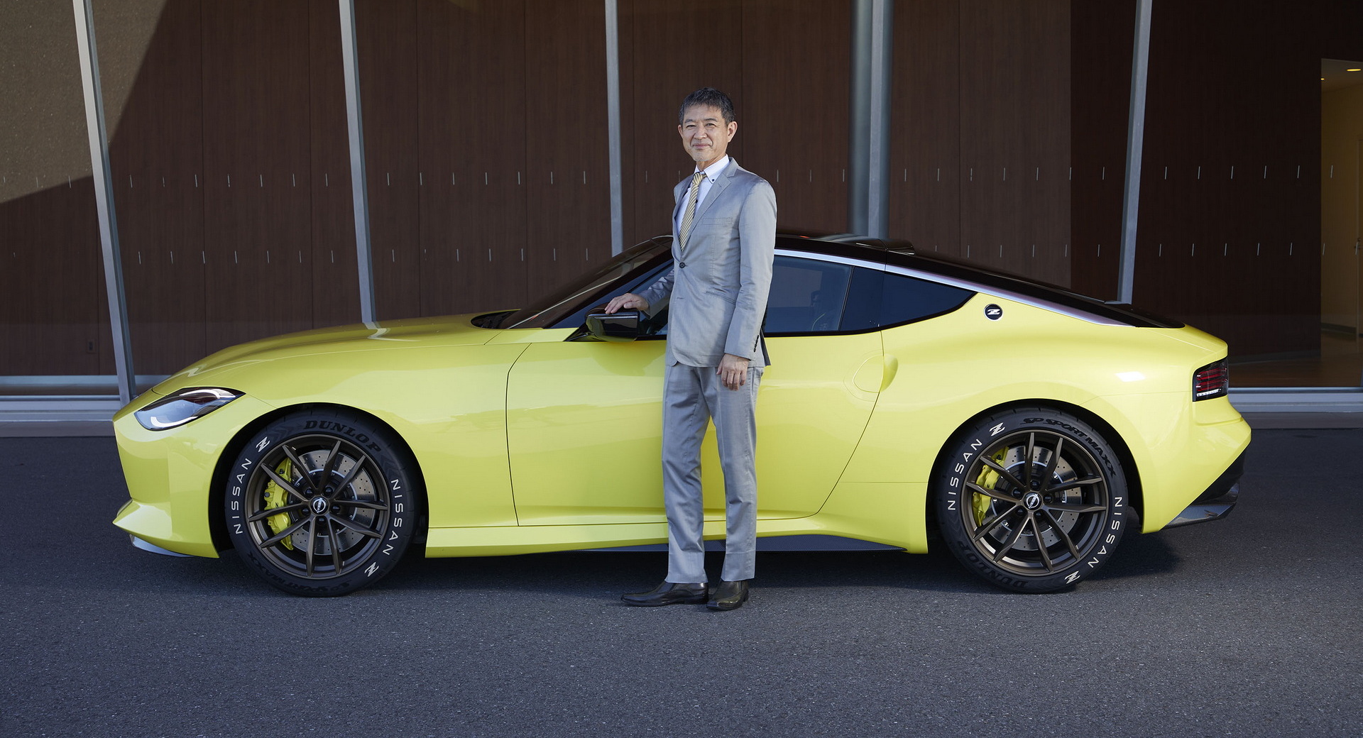 Nissan-Z-Proto-1_2.jpg