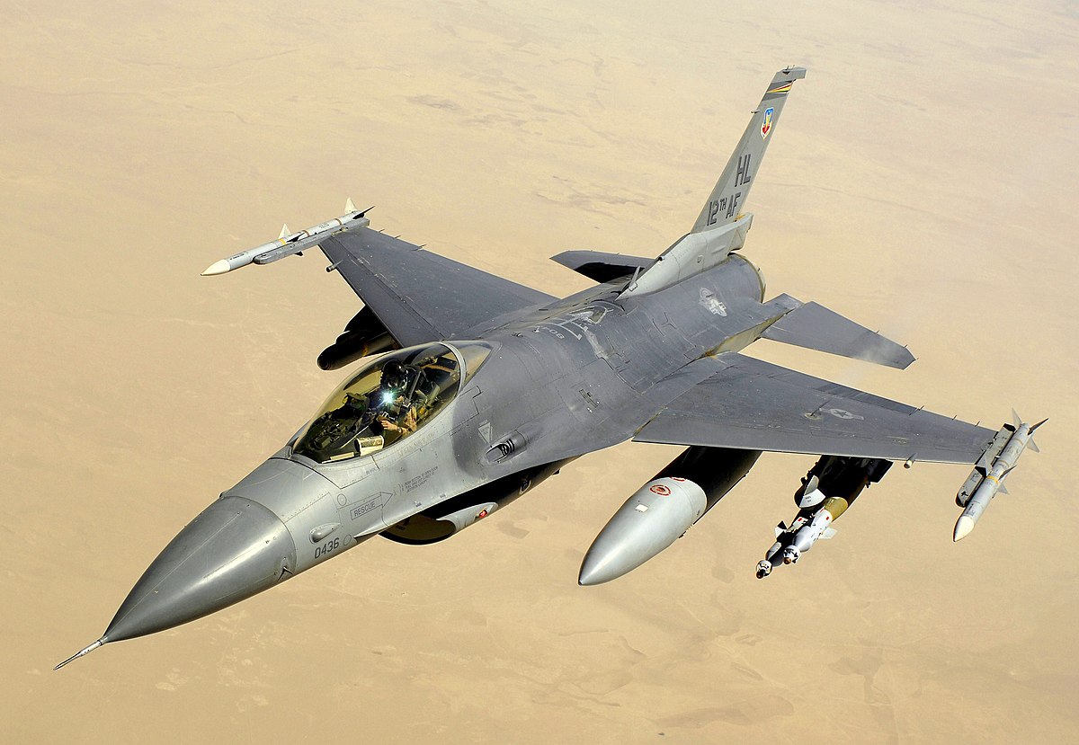 f16