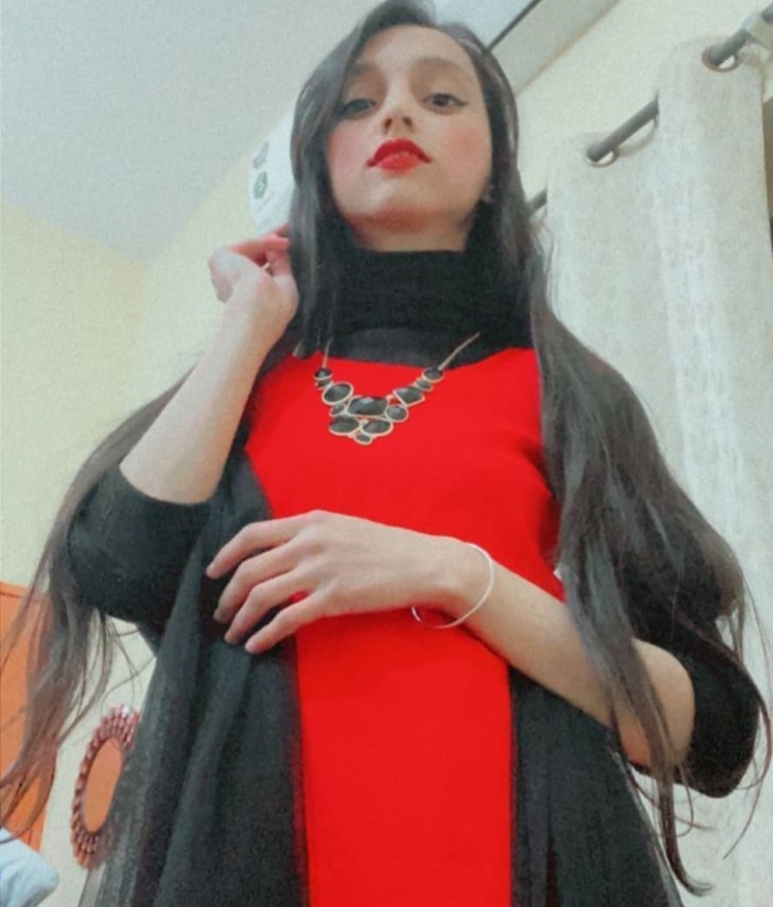LAIBA my step sister i fucked her