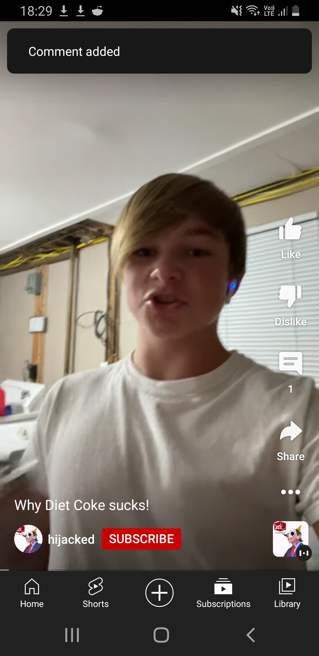 Screenshot_20221006-182943_YouTube.jpg