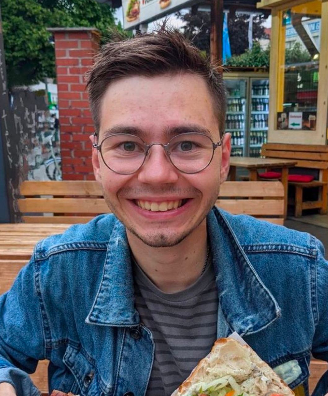 telegram-cloud-photo-size-2-5278263774991728672-y.jpg