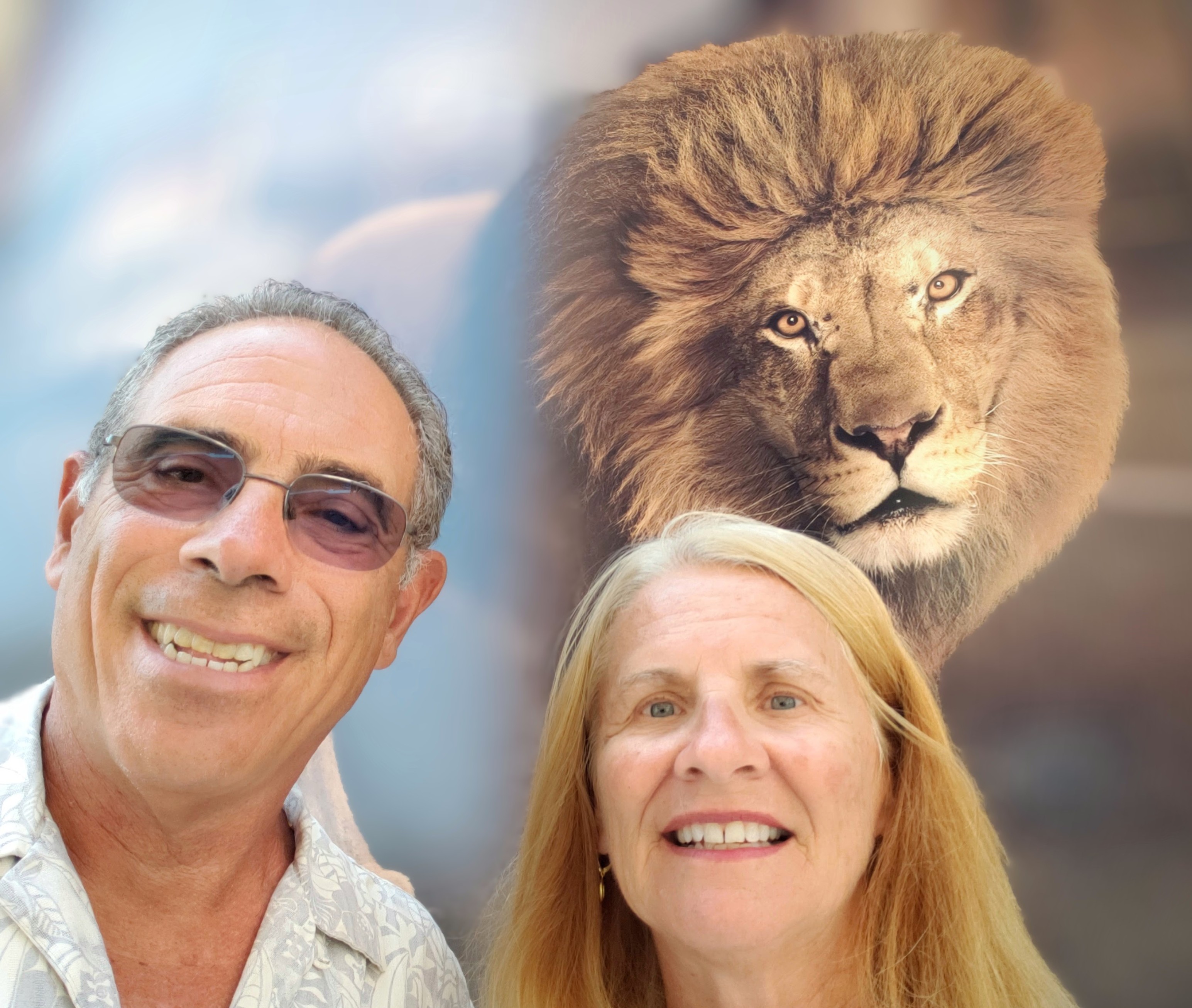 Couple Lion Selfie
